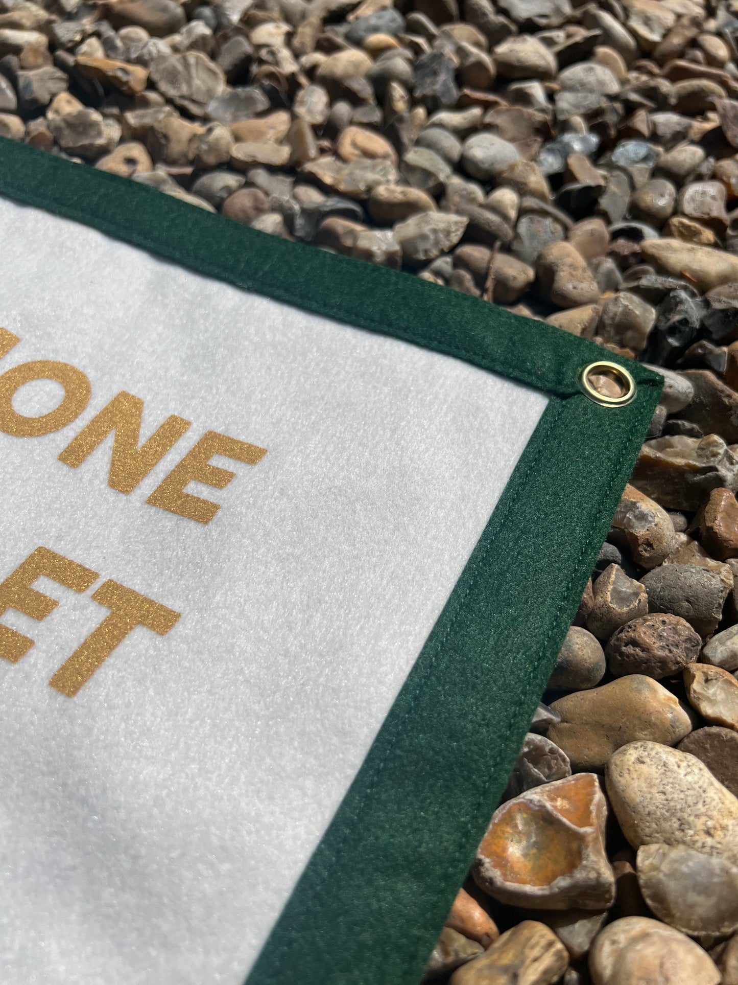 Phone Wallet Keys White & Green Banner