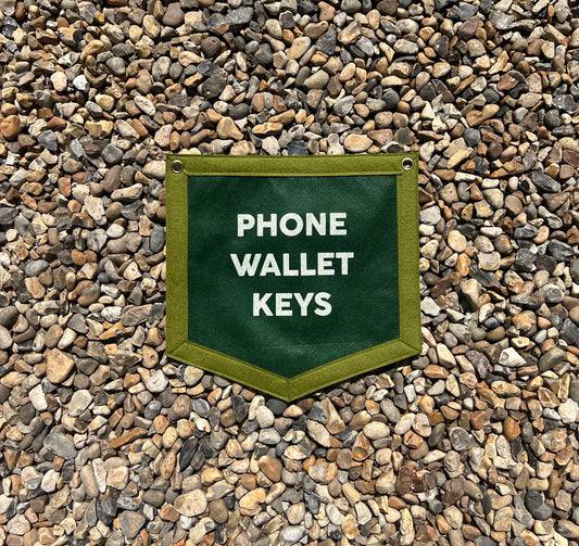 Phone Wallet Keys Dark Green & Moss Banner