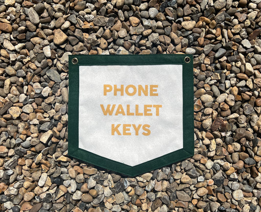 Phone Wallet Keys White & Green Banner